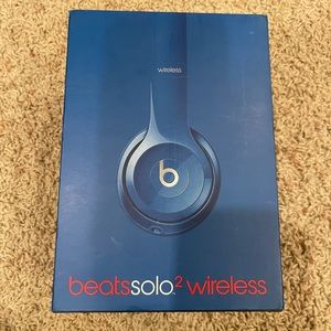beats solo 2 wireless